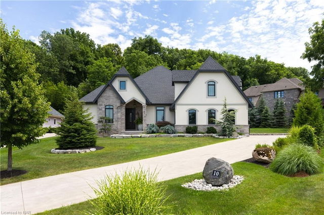 10 David Lowrey Court