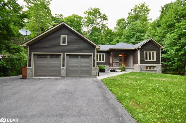 123 Desroches Trail