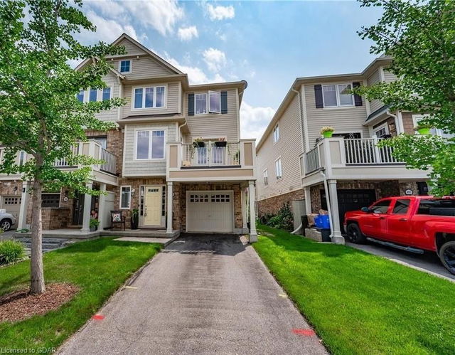 884 Fowles Court