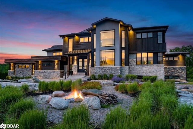14 Windrose Valley Boulevard