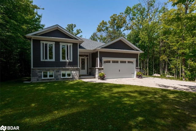 2435 Champlain Road