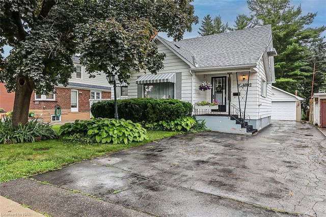 4892 Portage Road