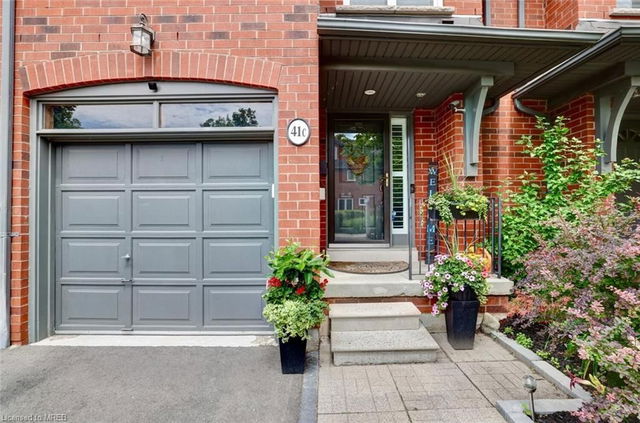 41C - 928 Queen Street
