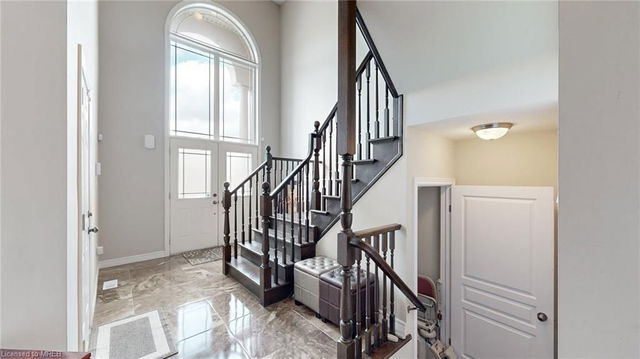40 Pinemeadow Drive
