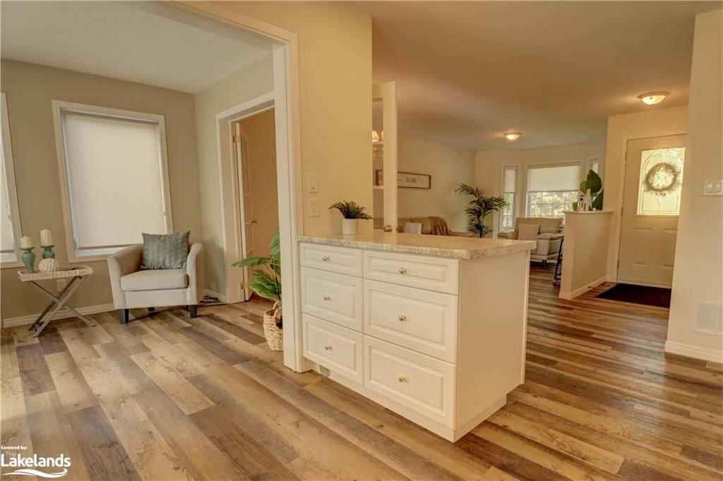 Single Family Residence sold at 29 Walter Street, Huntsville, ON, P1H 1W2 - Chaffey - MLS: 40458998
