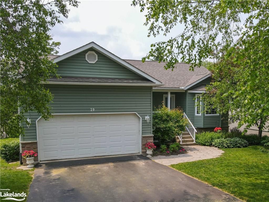 Single Family Residence sold at 29 Walter Street, Huntsville, ON, P1H 1W2 - Chaffey - MLS: 40458998