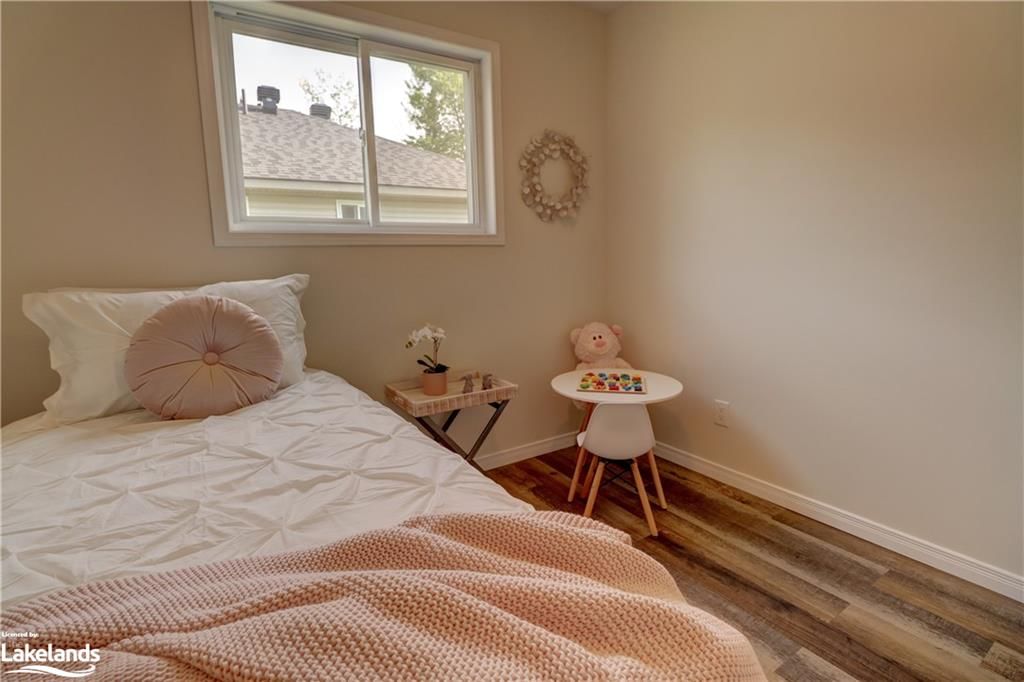 Single Family Residence sold at 29 Walter Street, Huntsville, ON, P1H 1W2 - Chaffey - MLS: 40458998