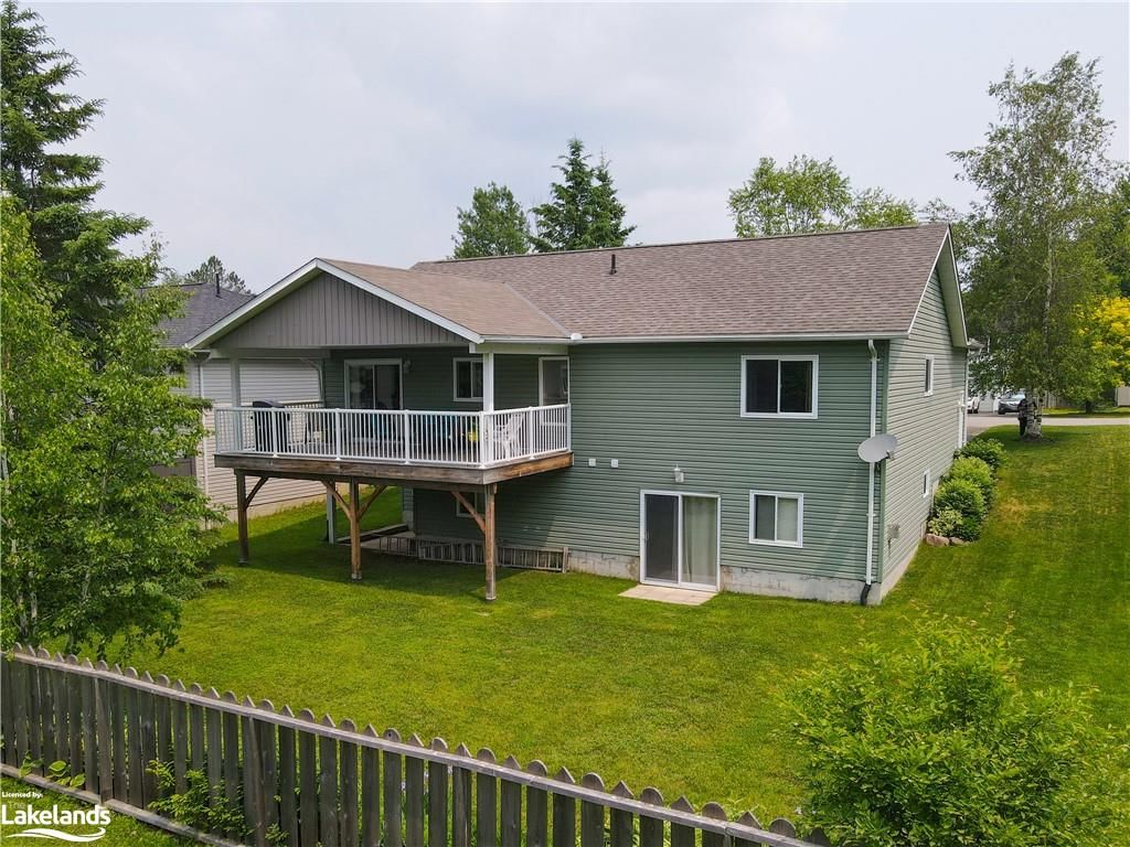 Single Family Residence sold at 29 Walter Street, Huntsville, ON, P1H 1W2 - Chaffey - MLS: 40458998