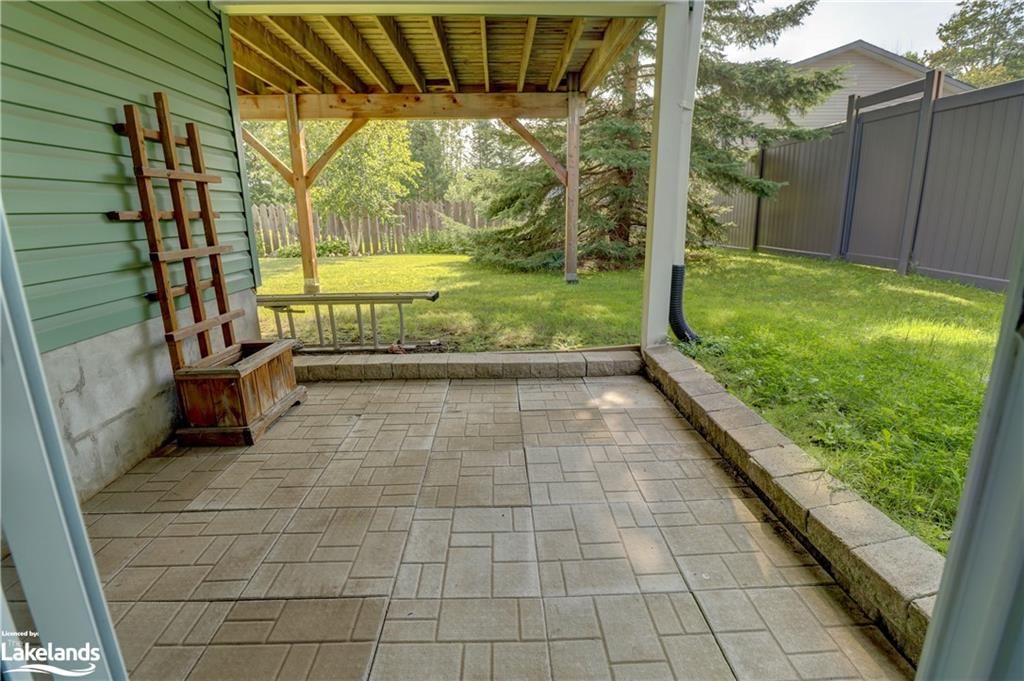 Single Family Residence sold at 29 Walter Street, Huntsville, ON, P1H 1W2 - Chaffey - MLS: 40458998