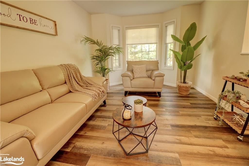 Single Family Residence sold at 29 Walter Street, Huntsville, ON, P1H 1W2 - Chaffey - MLS: 40458998