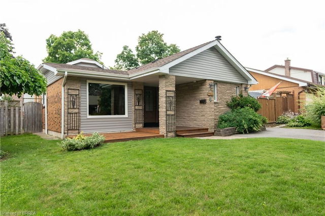 7 Longbourne Crescent