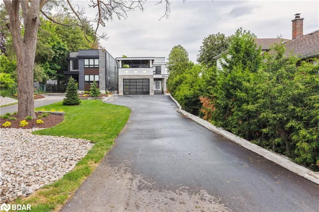 647 Devonshire Avenue