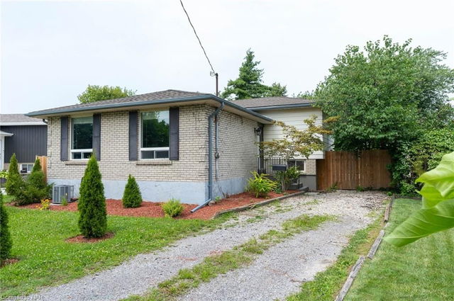 39 Huntley Crescent