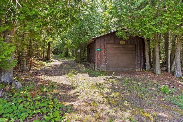 251 Lindsay Road 20 Road