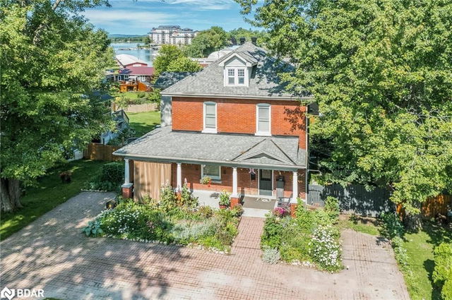 13 Creighton Street