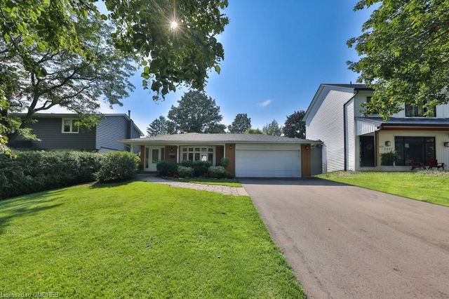 2395 Hereford Crescent