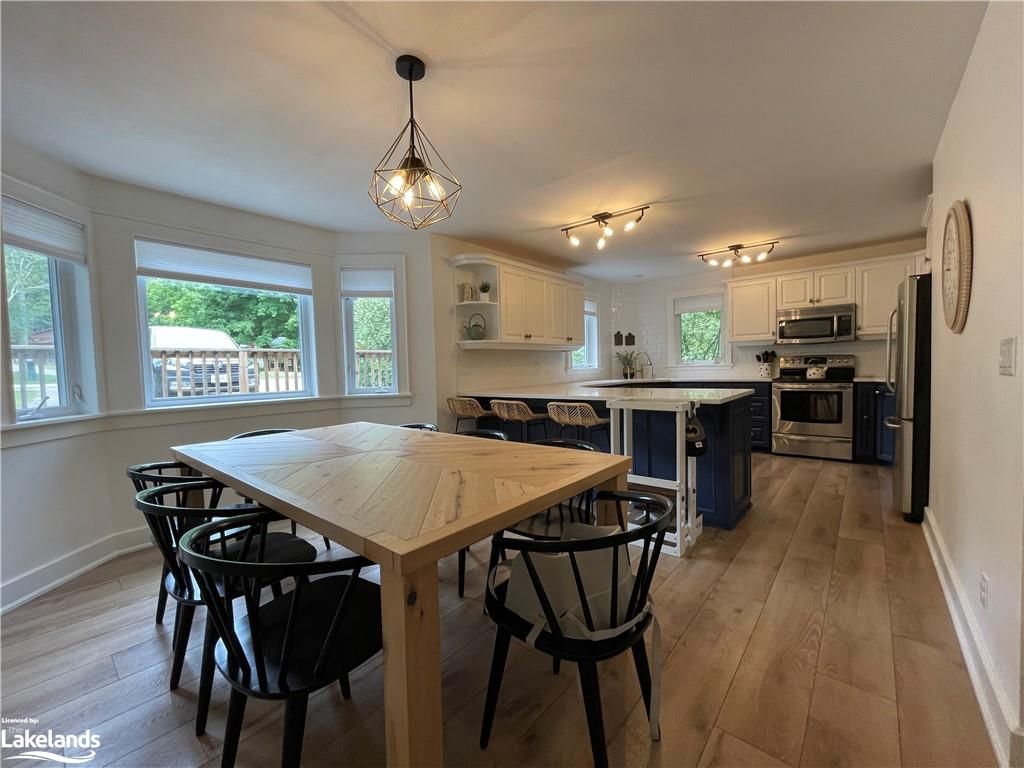 Single Family Residence sold at 81 Spruce Drive, Port Sydney, ON, P0B 1L0 - Stephenson - MLS: 40463577