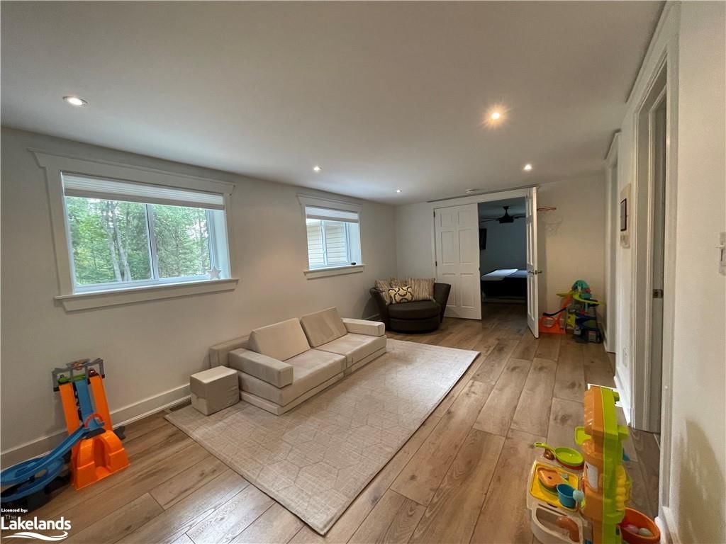 Single Family Residence sold at 81 Spruce Drive, Port Sydney, ON, P0B 1L0 - Stephenson - MLS: 40463577