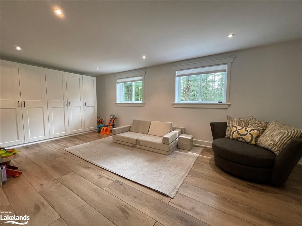 Single Family Residence sold at 81 Spruce Drive, Port Sydney, ON, P0B 1L0 - Stephenson - MLS: 40463577