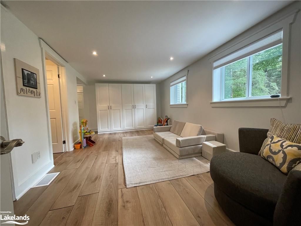 Single Family Residence sold at 81 Spruce Drive, Port Sydney, ON, P0B 1L0 - Stephenson - MLS: 40463577