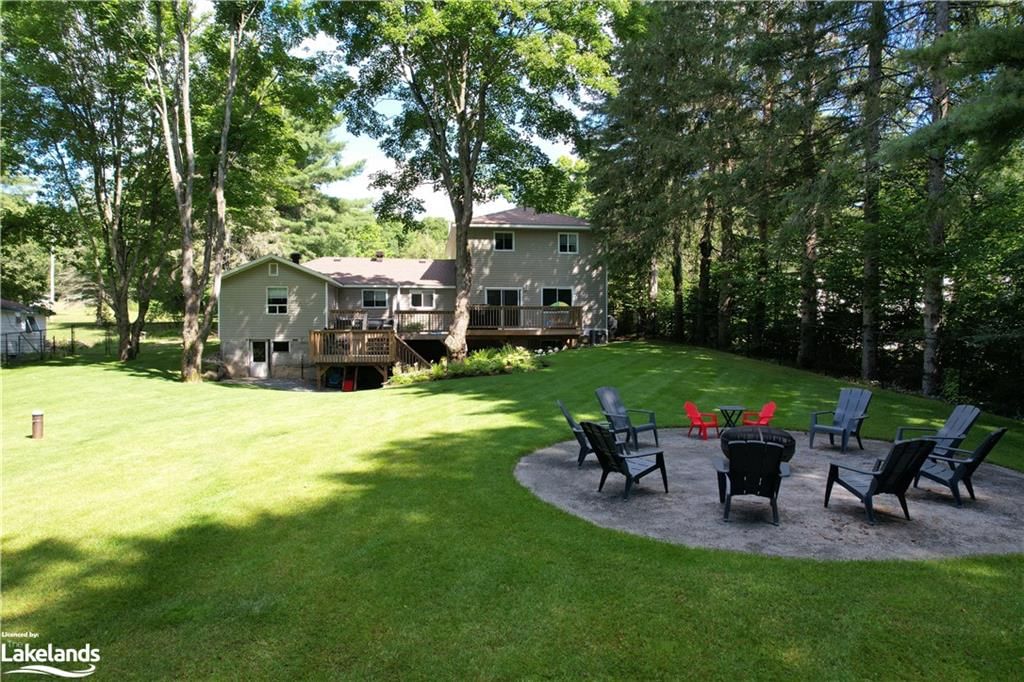 Single Family Residence sold at 81 Spruce Drive, Port Sydney, ON, P0B 1L0 - Stephenson - MLS: 40463577
