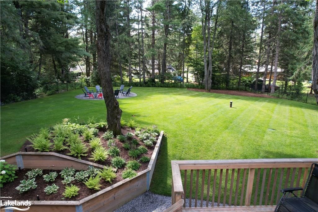 Single Family Residence sold at 81 Spruce Drive, Port Sydney, ON, P0B 1L0 - Stephenson - MLS: 40463577