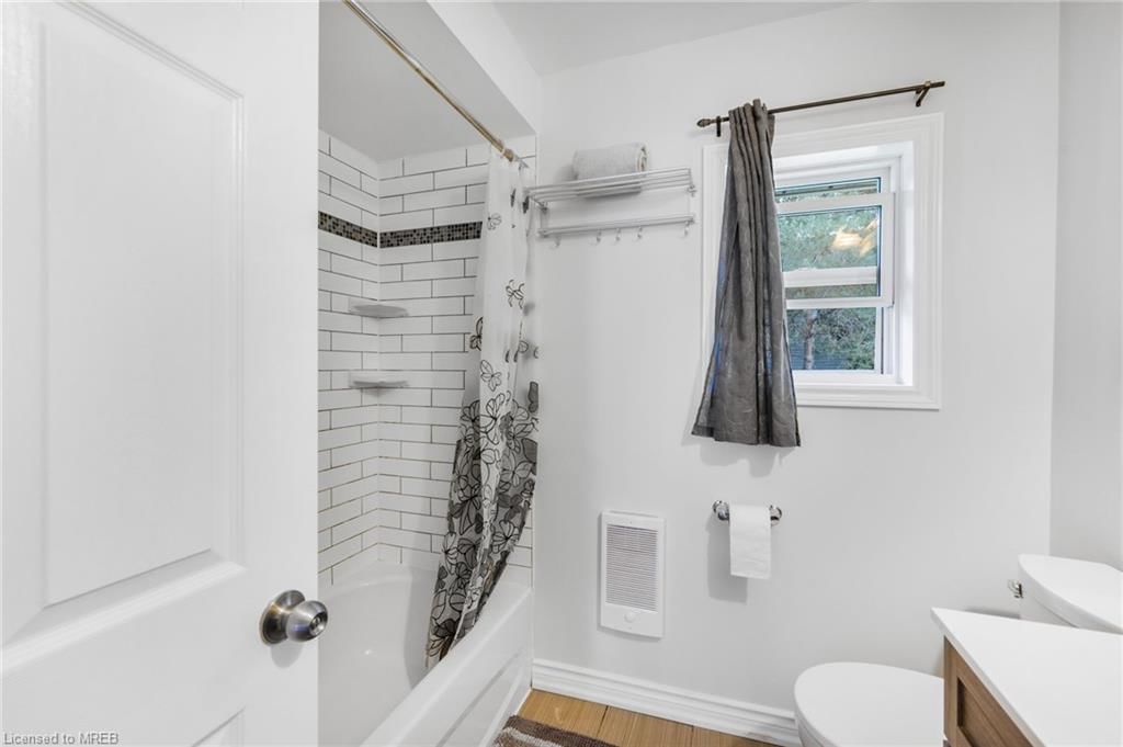Single Family Residence sold at 44 Ball Avenue, Beaverton, ON, L0K 1A0 - Brock - MLS: 40463591