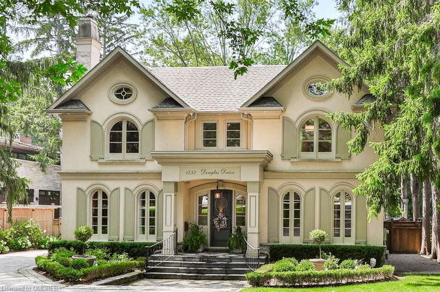 1532 Douglas Drive