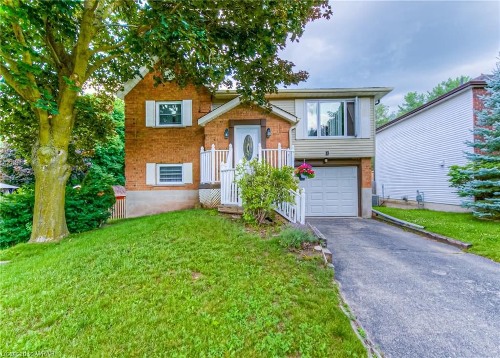 Single Family Residence sold at 11 Hubert Street, Cambridge, ON, N3C 3M5 - Woodland Park/Cambrian Hills - MLS: 40464109