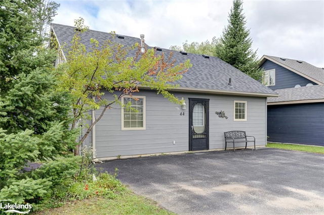 44 Cabin Crescent