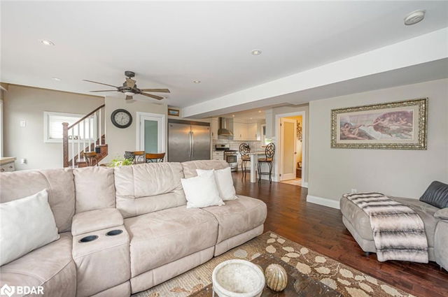 181 Shanty Bay Road