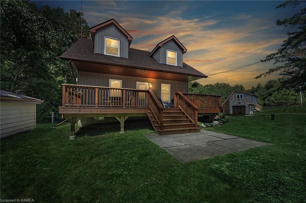 Single Family Residence sold at 7921 Canoe Lake Road, Hartington, ON, K0H 1W0 - Frontenac South - MLS: 40466706