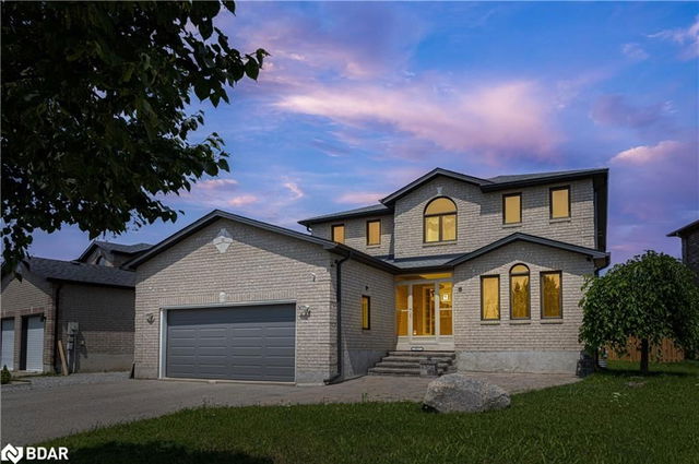 67 Sun King Crescent