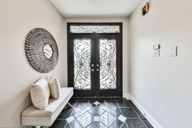 5628 Palmerston Crescent