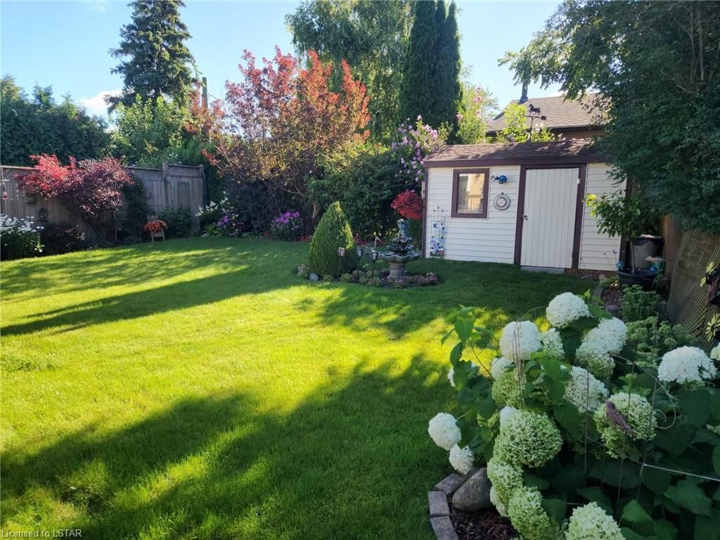 Single Family Residence sold at 13 Locke Avenue, St. Thomas, ON, N5P 3X5 - NW - MLS: 40468194