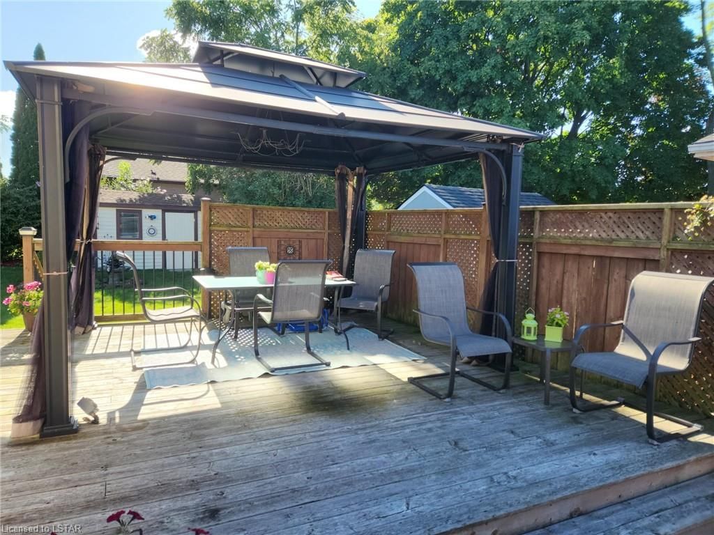 Single Family Residence sold at 13 Locke Avenue, St. Thomas, ON, N5P 3X5 - NW - MLS: 40468194