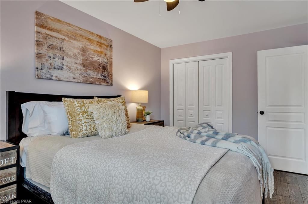 Single Family Residence sold at 994 Golfview Road, Peterborough, ON, K9J 7W4 - Central - MLS: 40468226