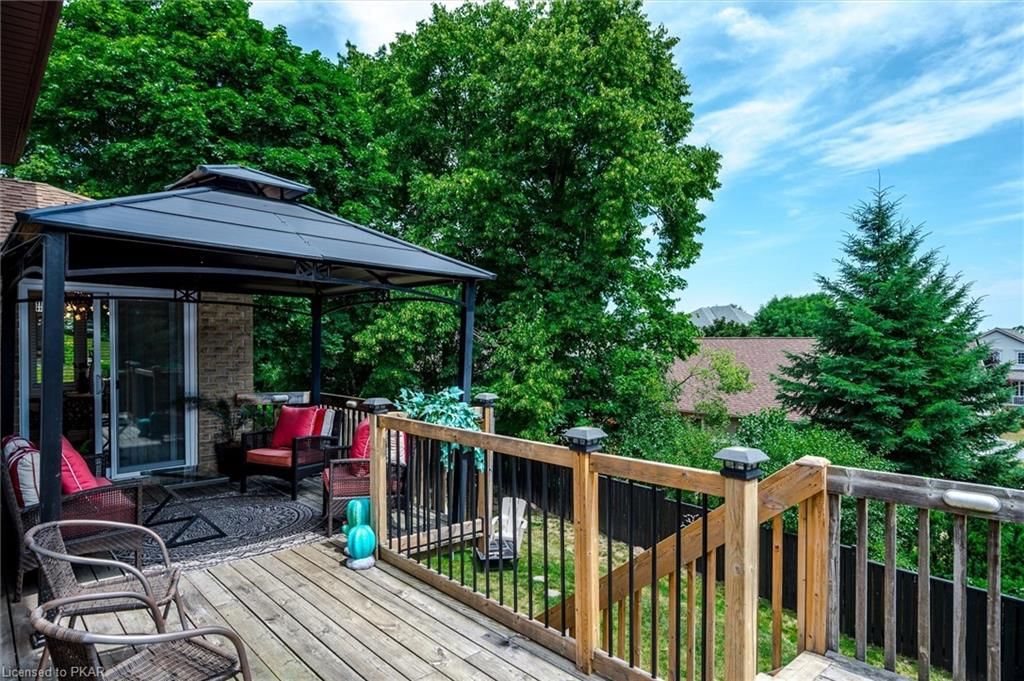 Single Family Residence sold at 994 Golfview Road, Peterborough, ON, K9J 7W4 - Central - MLS: 40468226