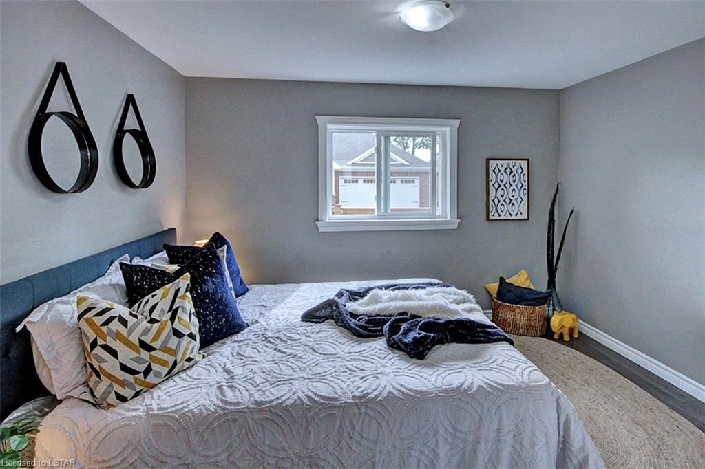 Duplex Up/Down sold at 76 Rosebery Place, St. Thomas, ON, N5R 2H7 - SW - MLS: 40468424
