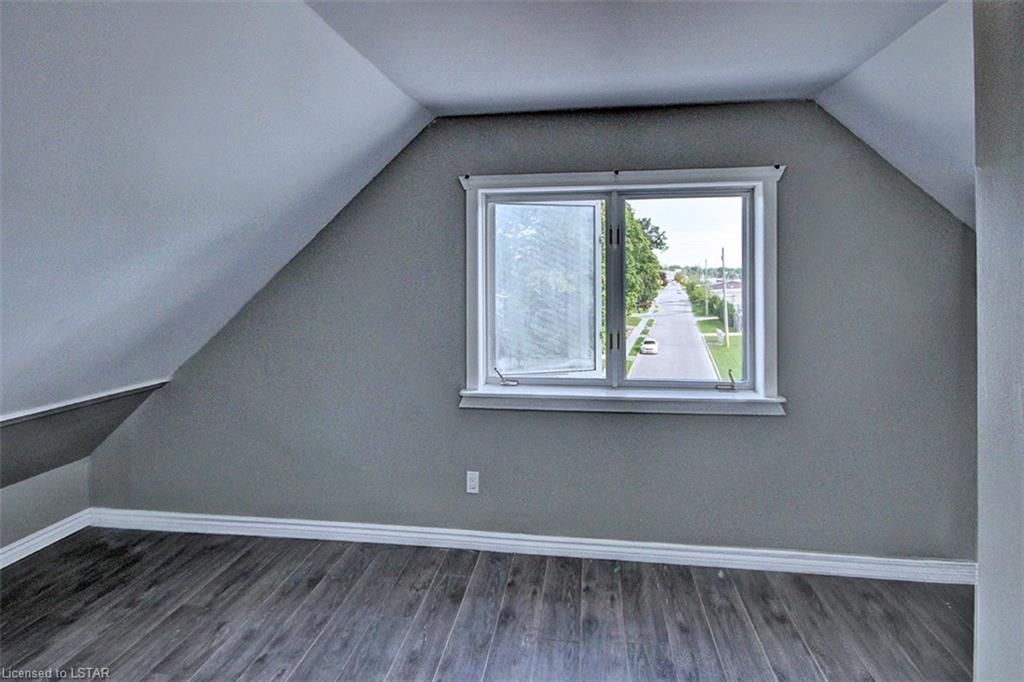 Duplex Up/Down sold at 76 Rosebery Place, St. Thomas, ON, N5R 2H7 - SW - MLS: 40468424