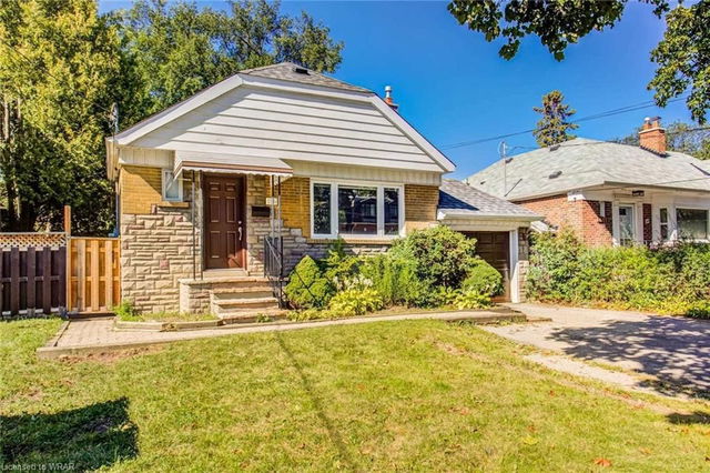 154 Poyntz Avenue