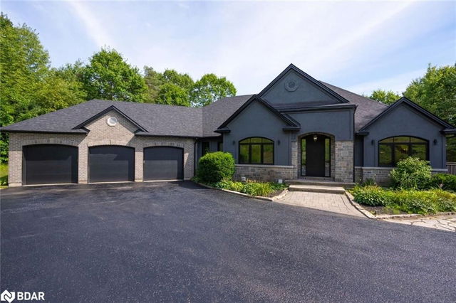 7 Pinehurst Lane