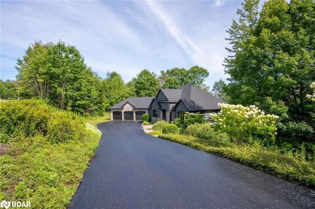 7 Pinehurst Lane