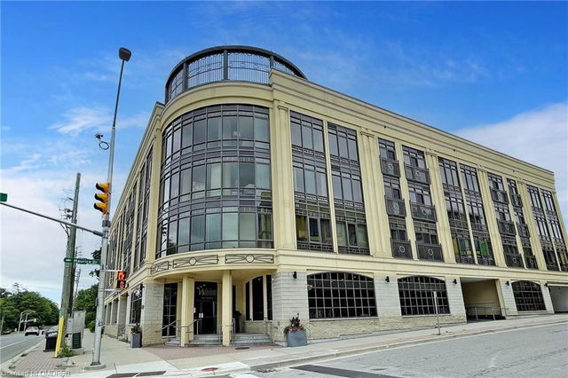 304 - 205 Lakeshore Road