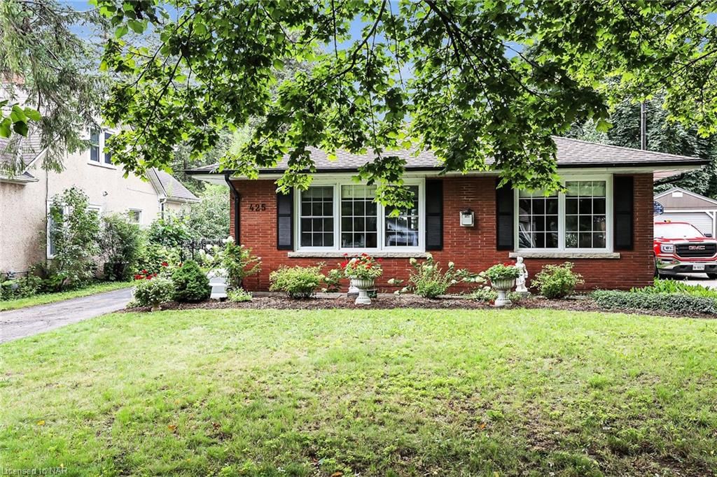 Single Family Residence sold at 425 Prospect Point Road, Ridgeway, ON, L0S 1N0 - Crystal Beach / Ridgeway - MLS: 40470271