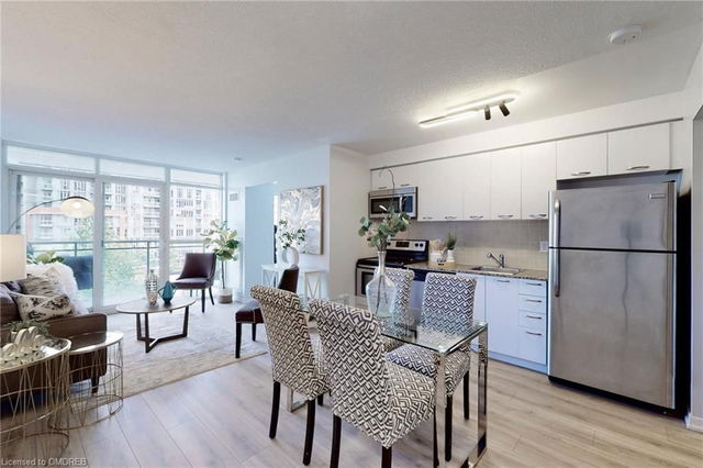 423 - 38 Joe Shuster Way