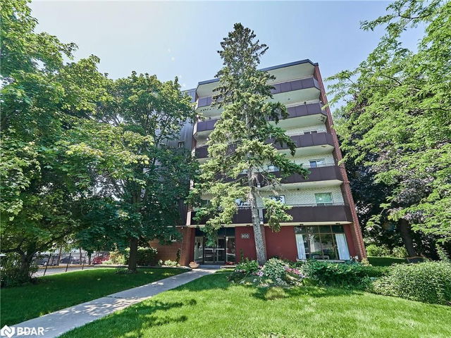 800 Kennedy Road