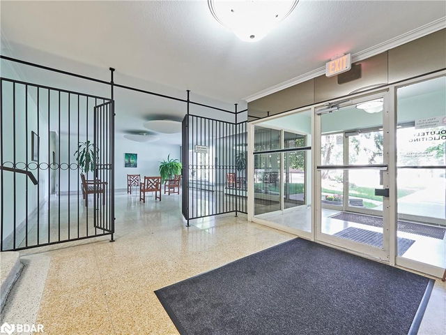 800 Kennedy Road