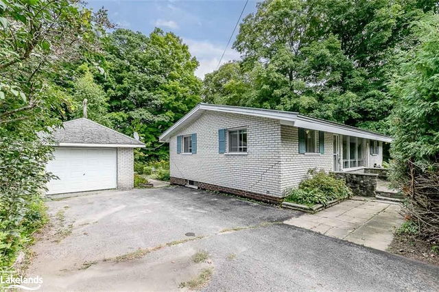 2123 Champlain Road