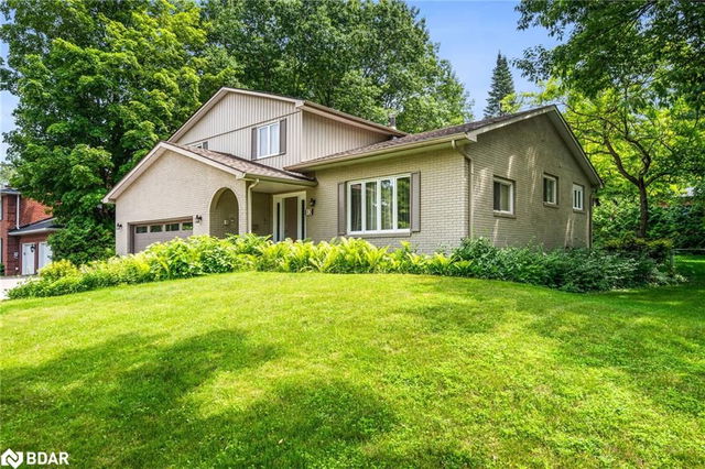 13 Royal Oak Drive